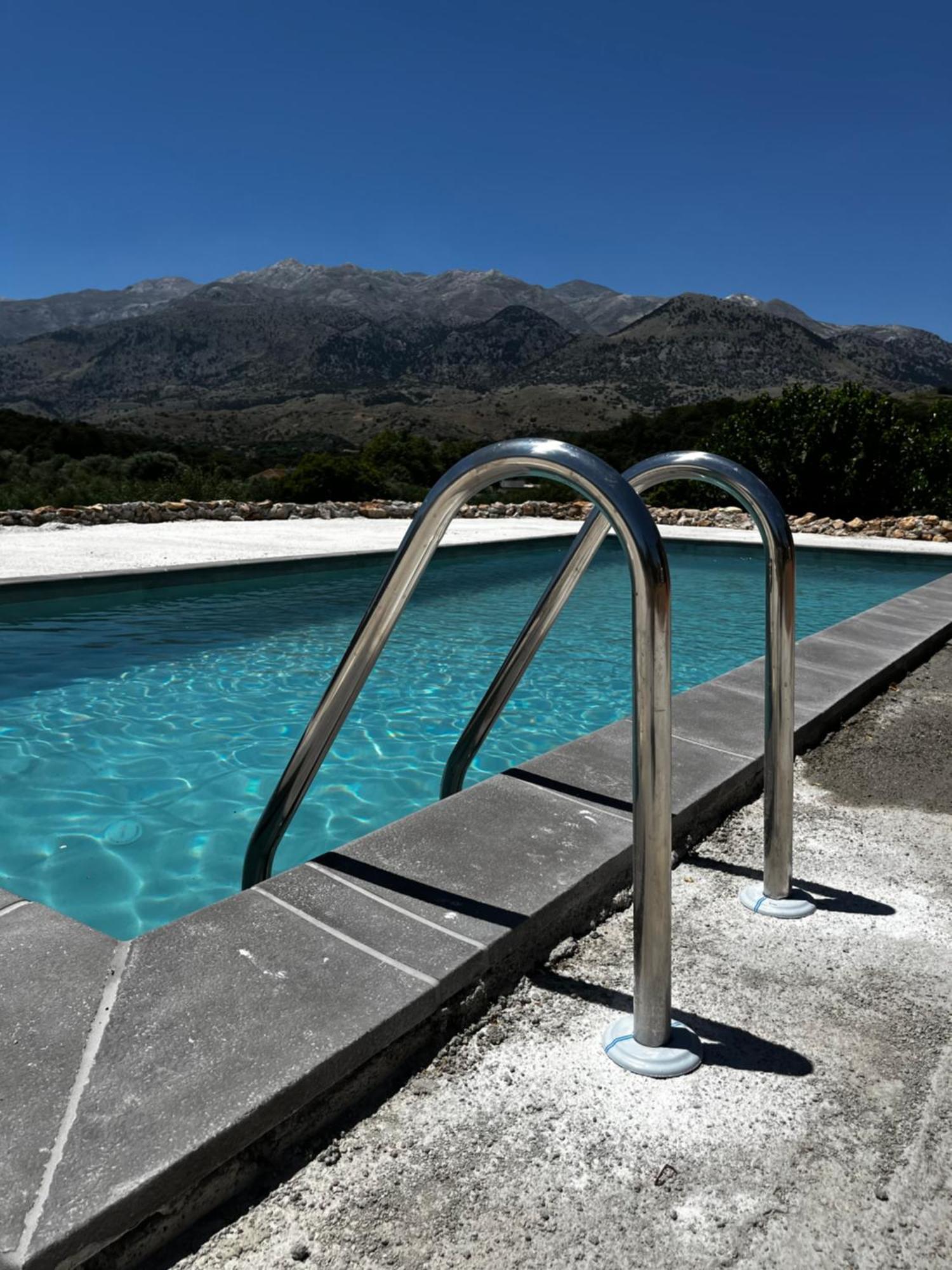 Pulchra Campis,Private Pool,Wifi,Parking Apartment Nerokouros ภายนอก รูปภาพ